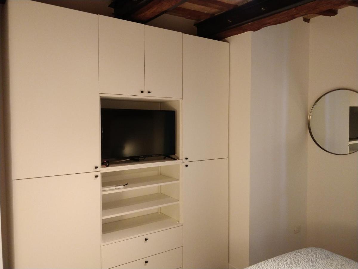Isi Guesthouse 29 Iesi Luaran gambar
